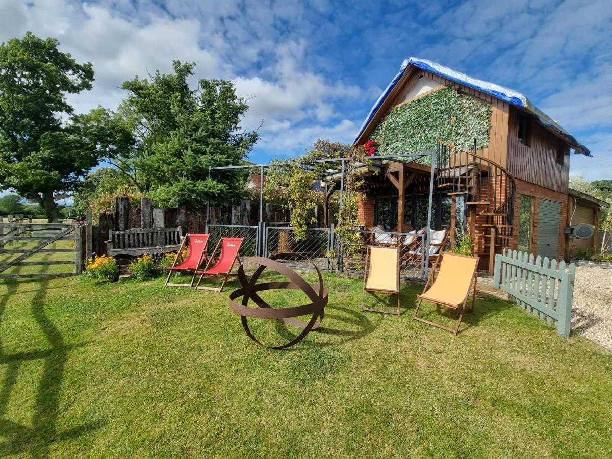 Varr House @ Meadow View Woodmancote Esterno foto